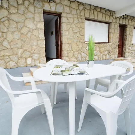 Carmela - 5832 * Isla